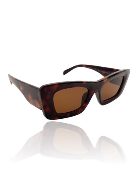 Alternative view of CAMILLA - tartarooga (εκθεσιακό)